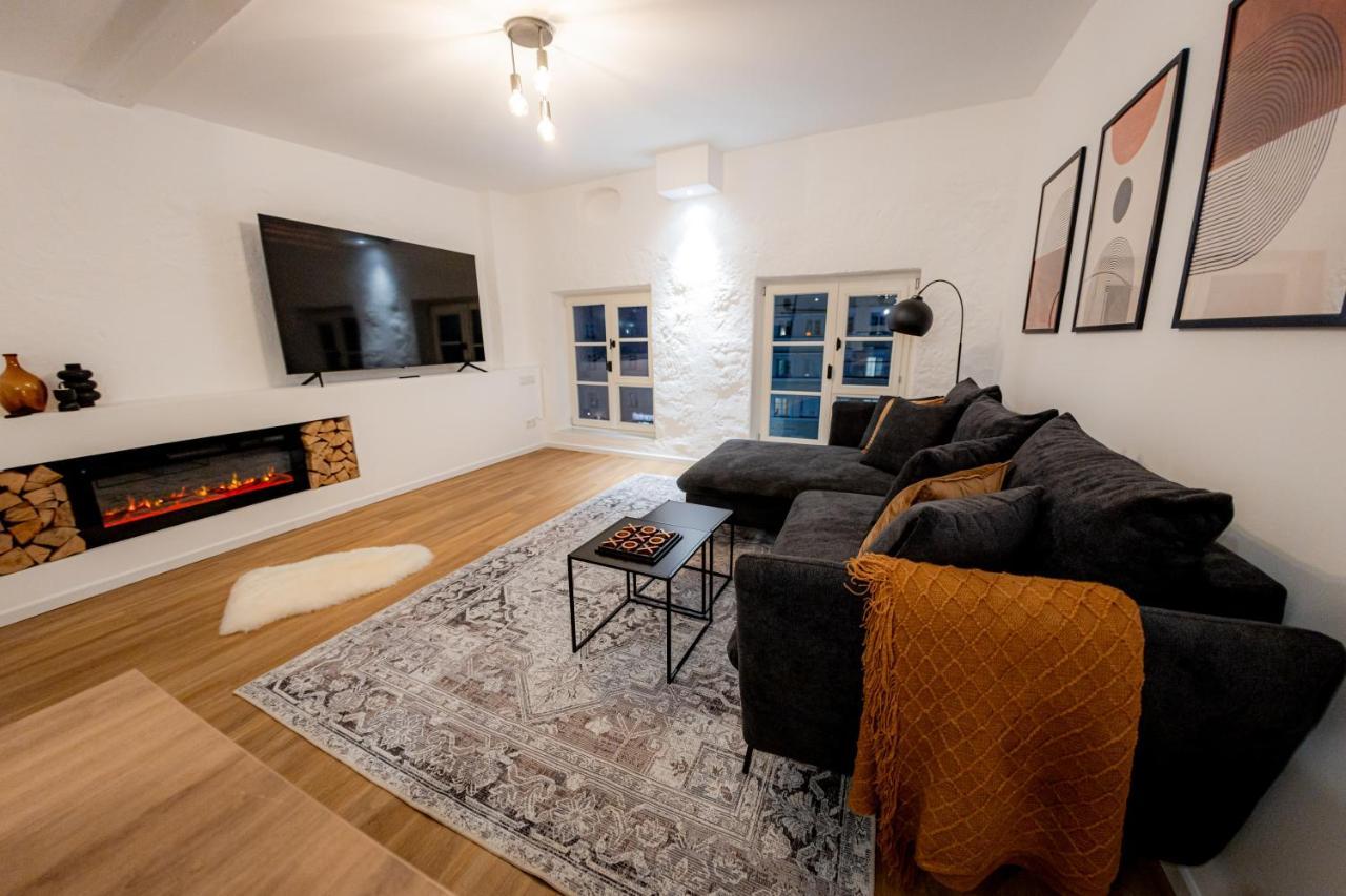 Highlight Am Stadtplatz Muehldorf - C4S Come4Stay - 2 Zimmer Wohnung I Bis Zu 5 Gaeste Exterior photo