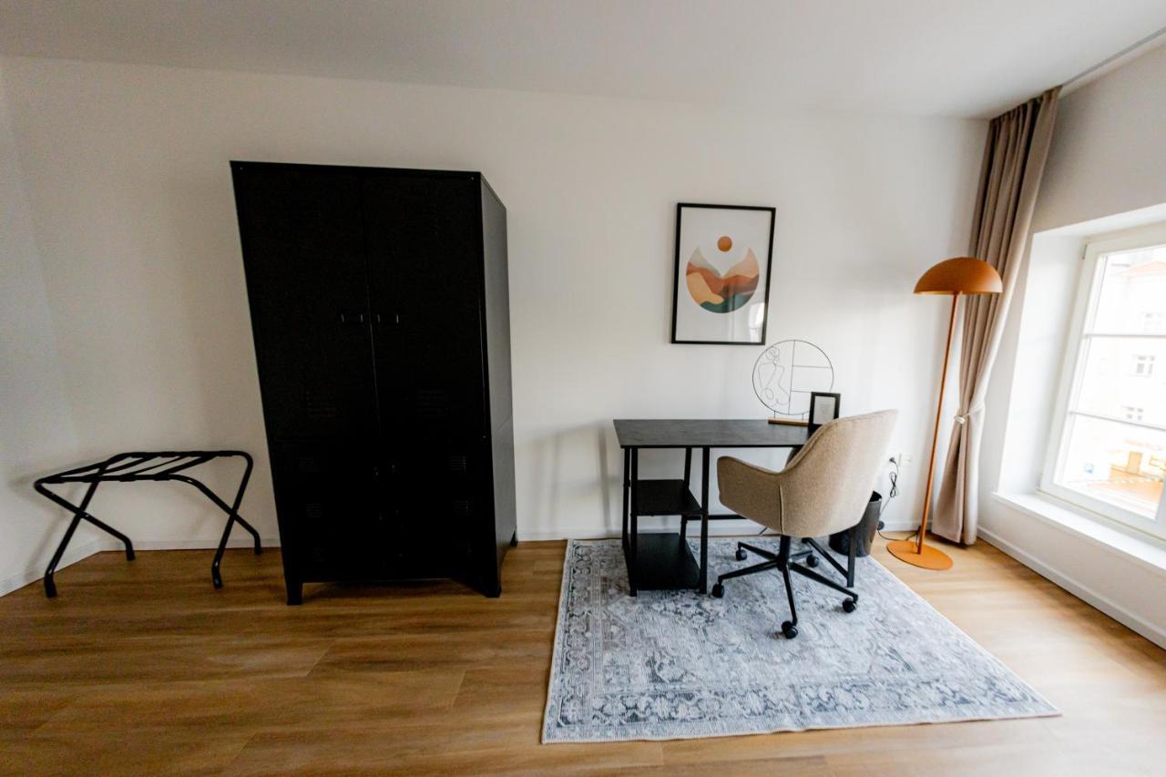 Highlight Am Stadtplatz Muehldorf - C4S Come4Stay - 2 Zimmer Wohnung I Bis Zu 5 Gaeste Exterior photo